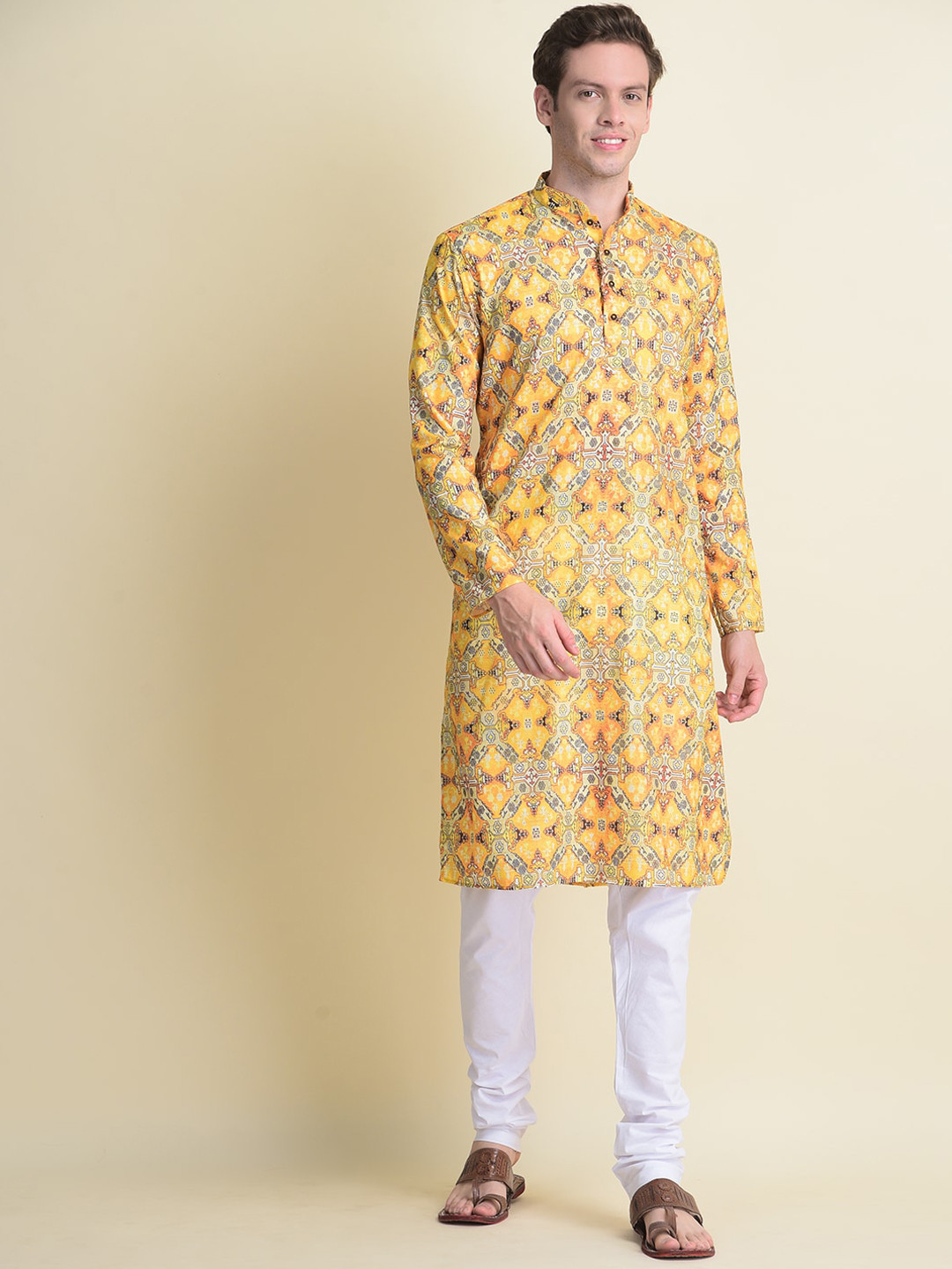 

NAMASKAR Men Yellow Flared Sleeves Cotton Printed Kurta
