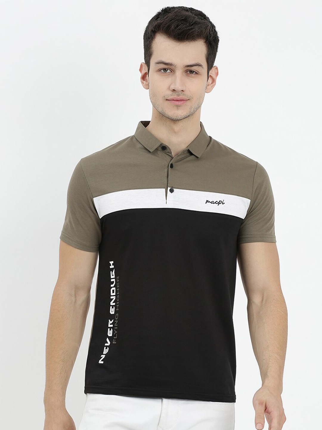 

V2 Value & Variety Men Green Colourblocked Polo Collar T-shirt