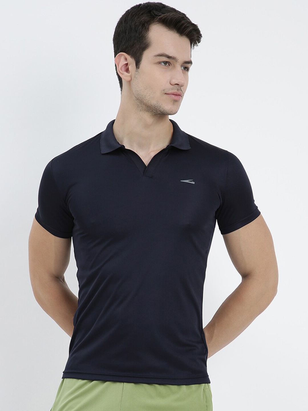 

V2 Value & Variety Men Blue V-Neck T-shirt