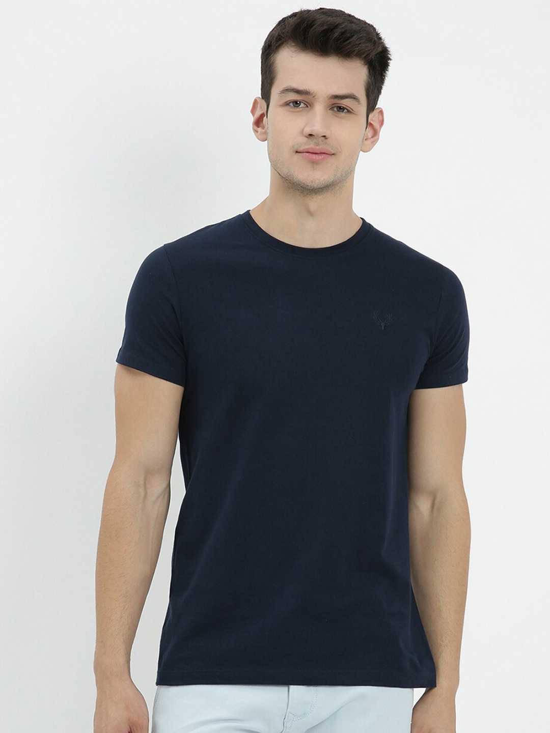 

V2 Value & Variety Men Blue T-shirt