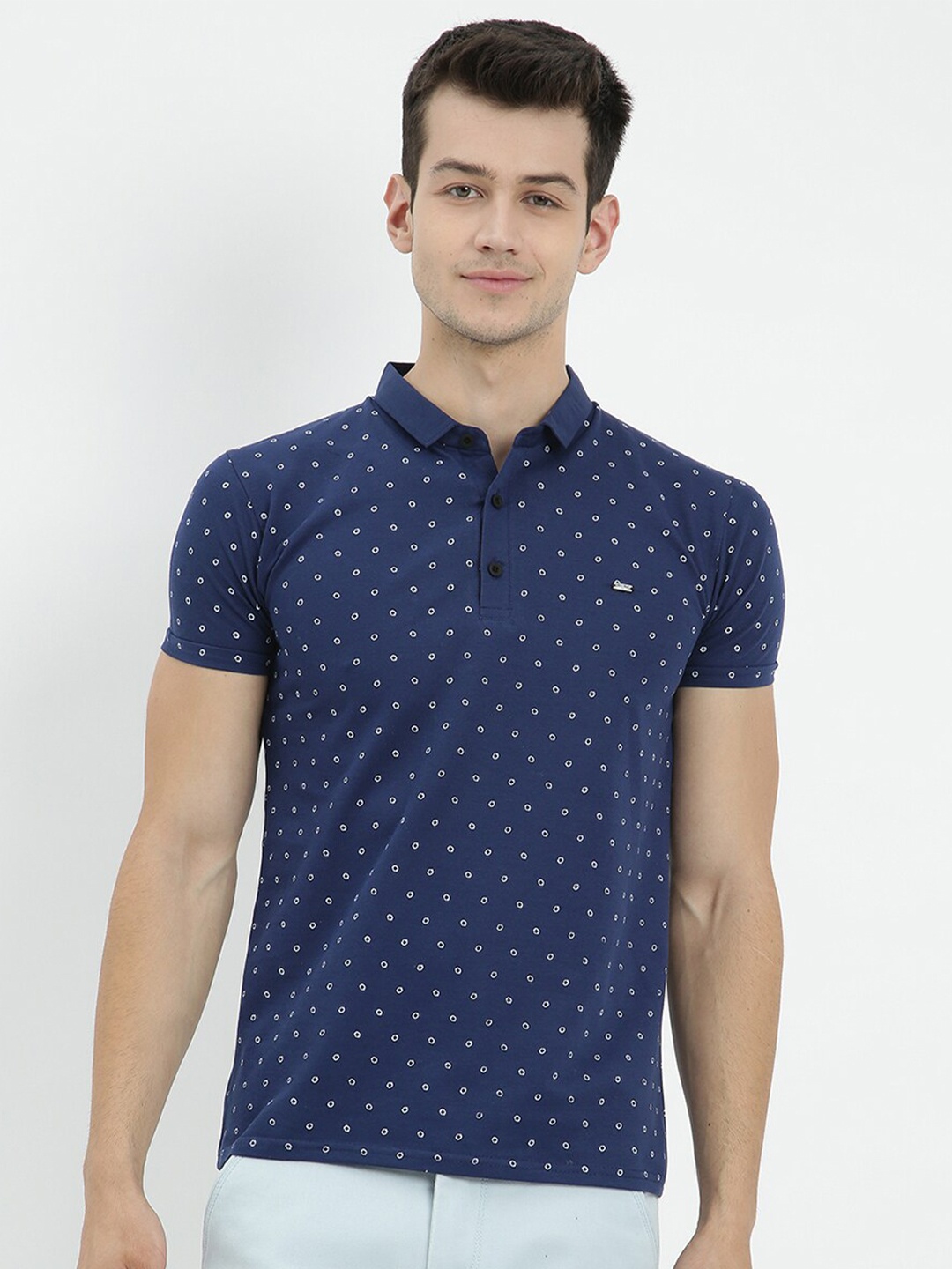 

V2 Value & Variety Men Blue Printed Mandarin Collar T-shirt