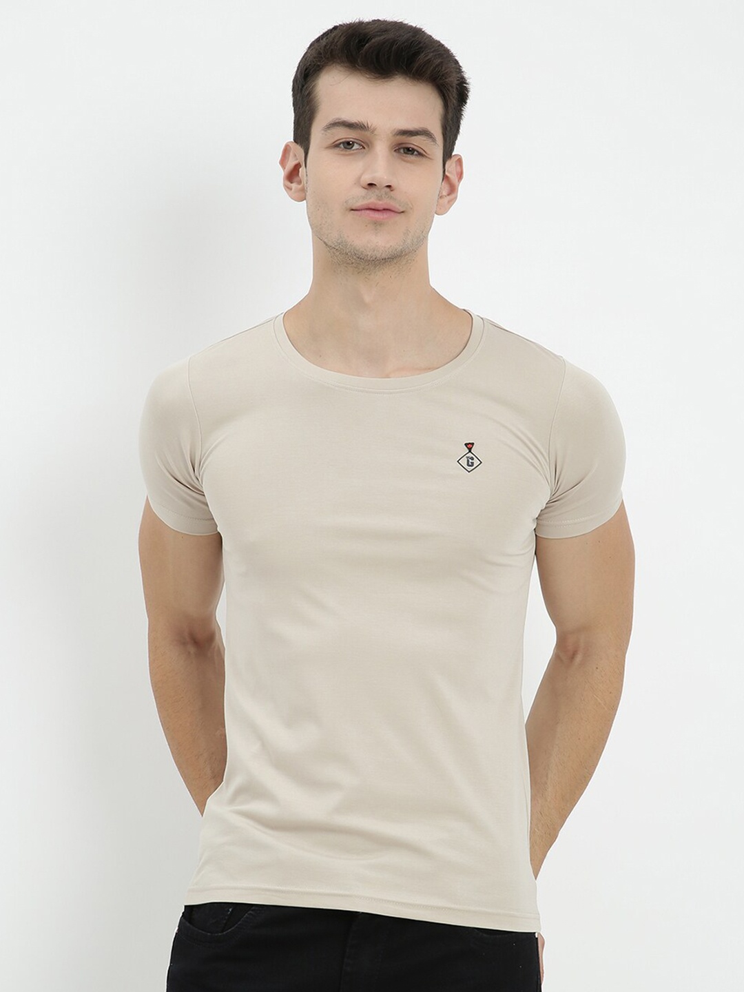 

V2 Value & Variety Men Beige T-shirt