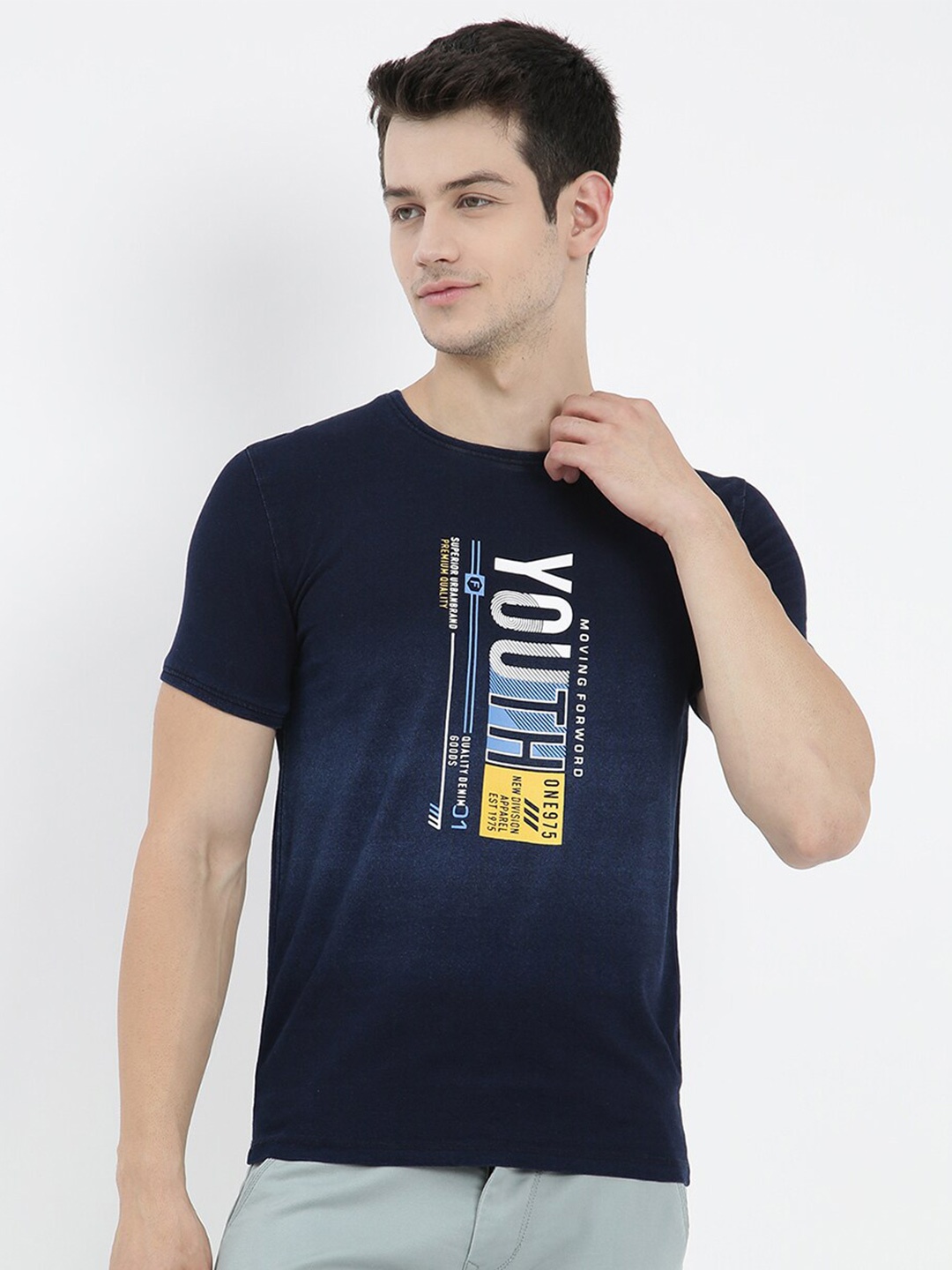 

V2 Value & Variety Men Blue Typography Printed T-shirt