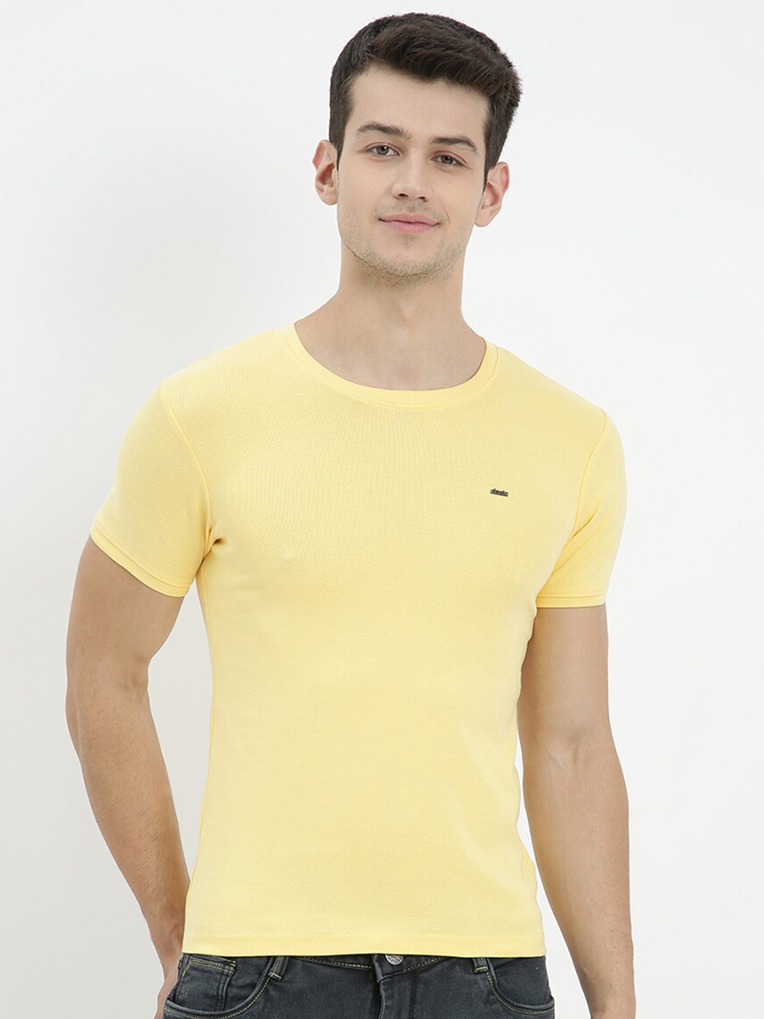 

V2 Value & Variety Men Yellow T-shirt