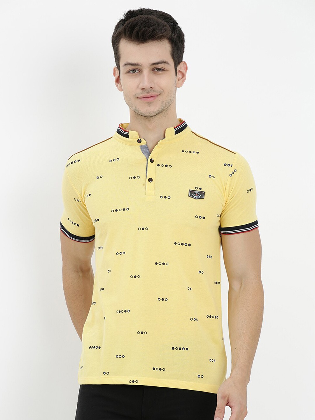 

V2 Value & Variety Men Yellow Printed Mandarin Collar T-shirt