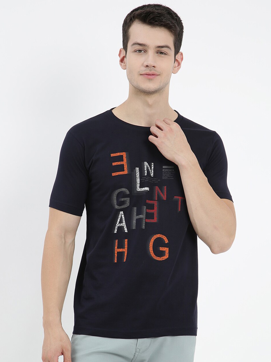 

V2 Value & Variety Men Blue Typography Printed T-shirt