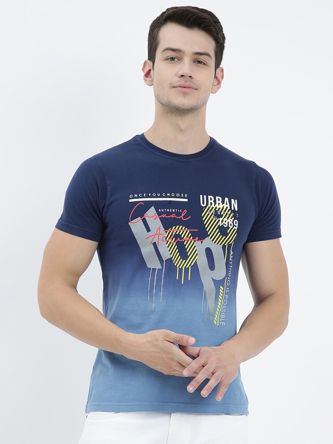 

V2 Value & Variety Men Blue Typography Printed T-shirt