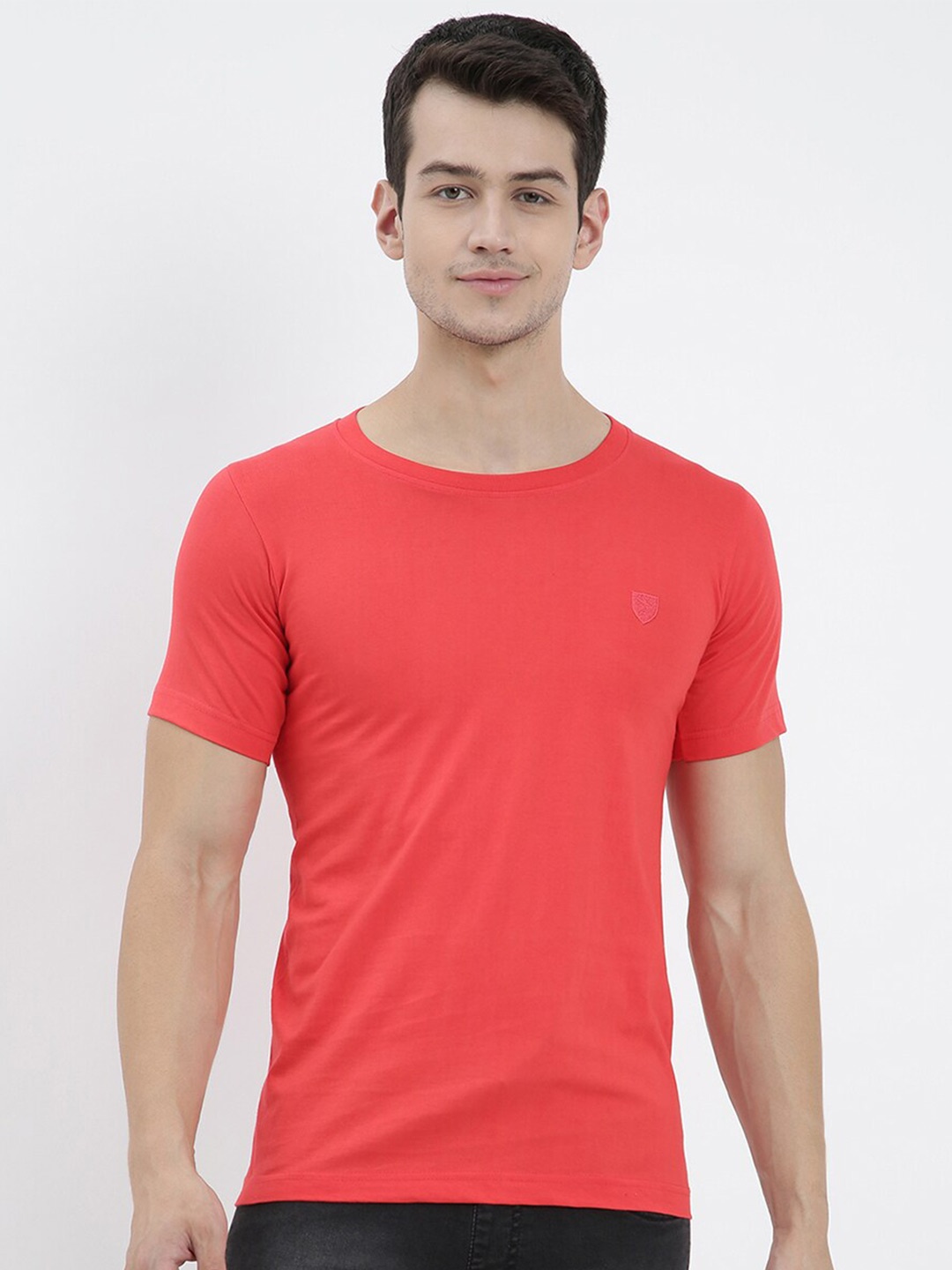 

V2 Value & Variety Men Red T-shirt