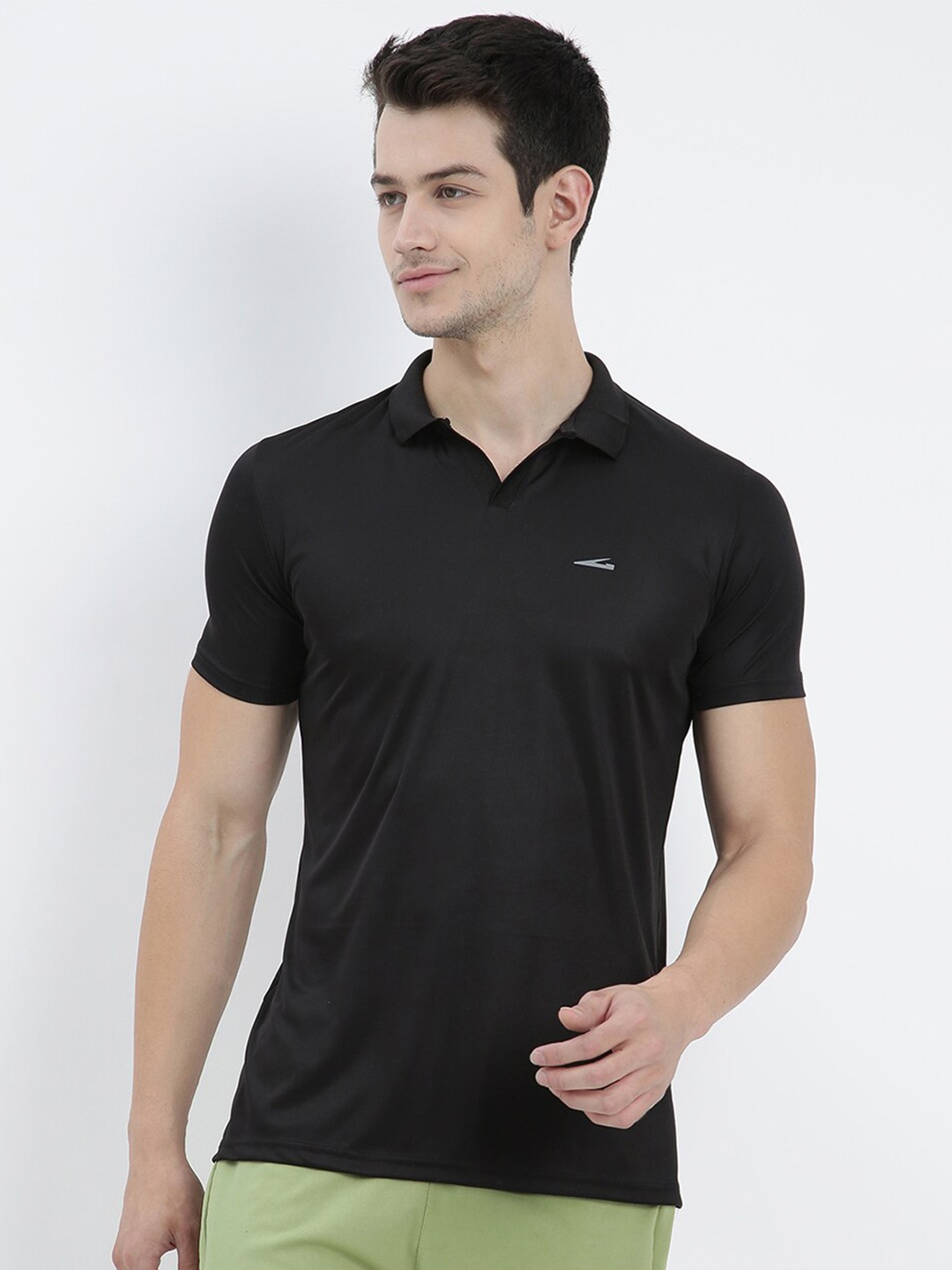 

V2 Value & Variety Men Black Polo Collar T-shirt