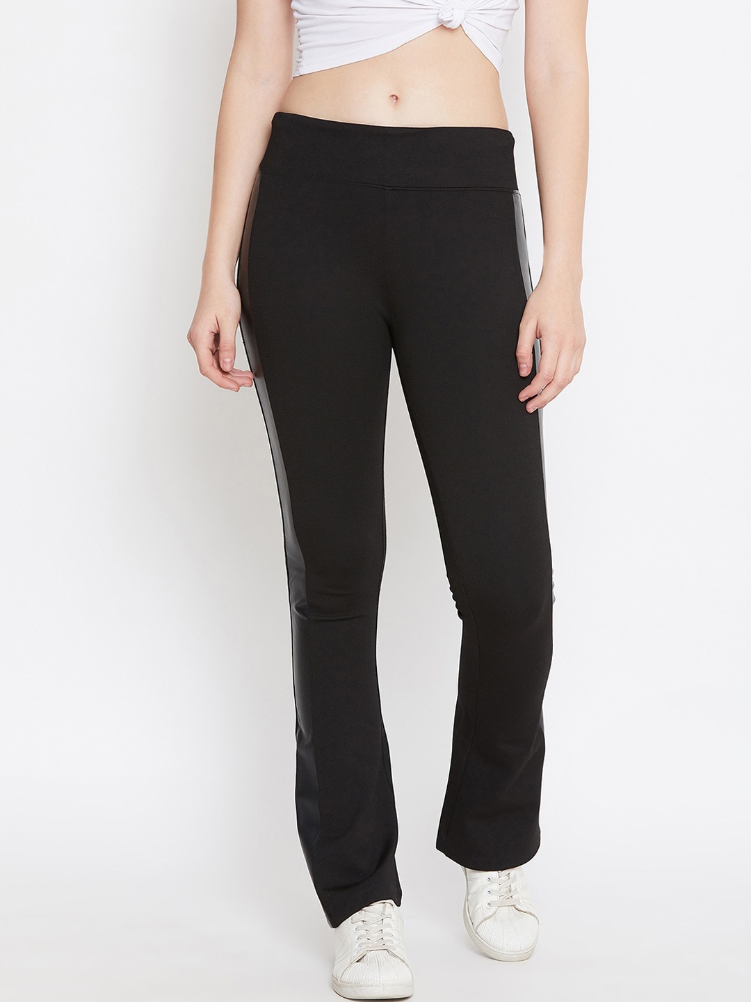

PERFKT-U Women Black Solid Straight-Fit Track Pants
