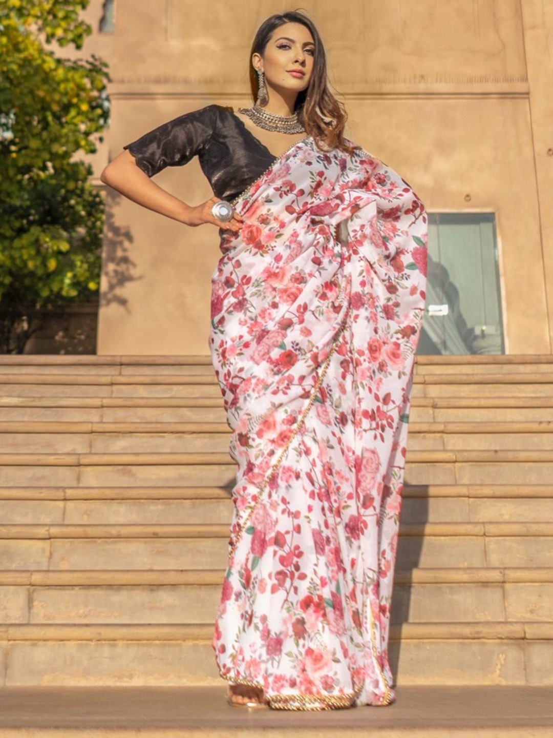 

Lavanya The Label Off White & Red Floral Saree