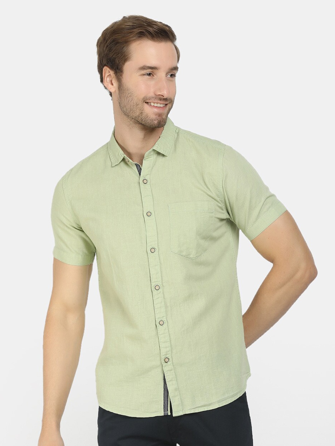 

V-Mart Men Green Casual Shirt