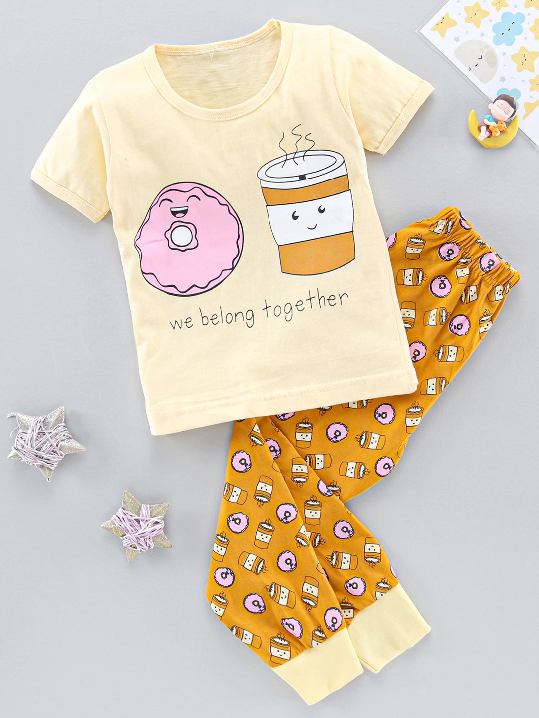 

The Boo Club Unisex Kids Yellow & Mustard Printed Pure Cotton T-shirt with Pyjamas