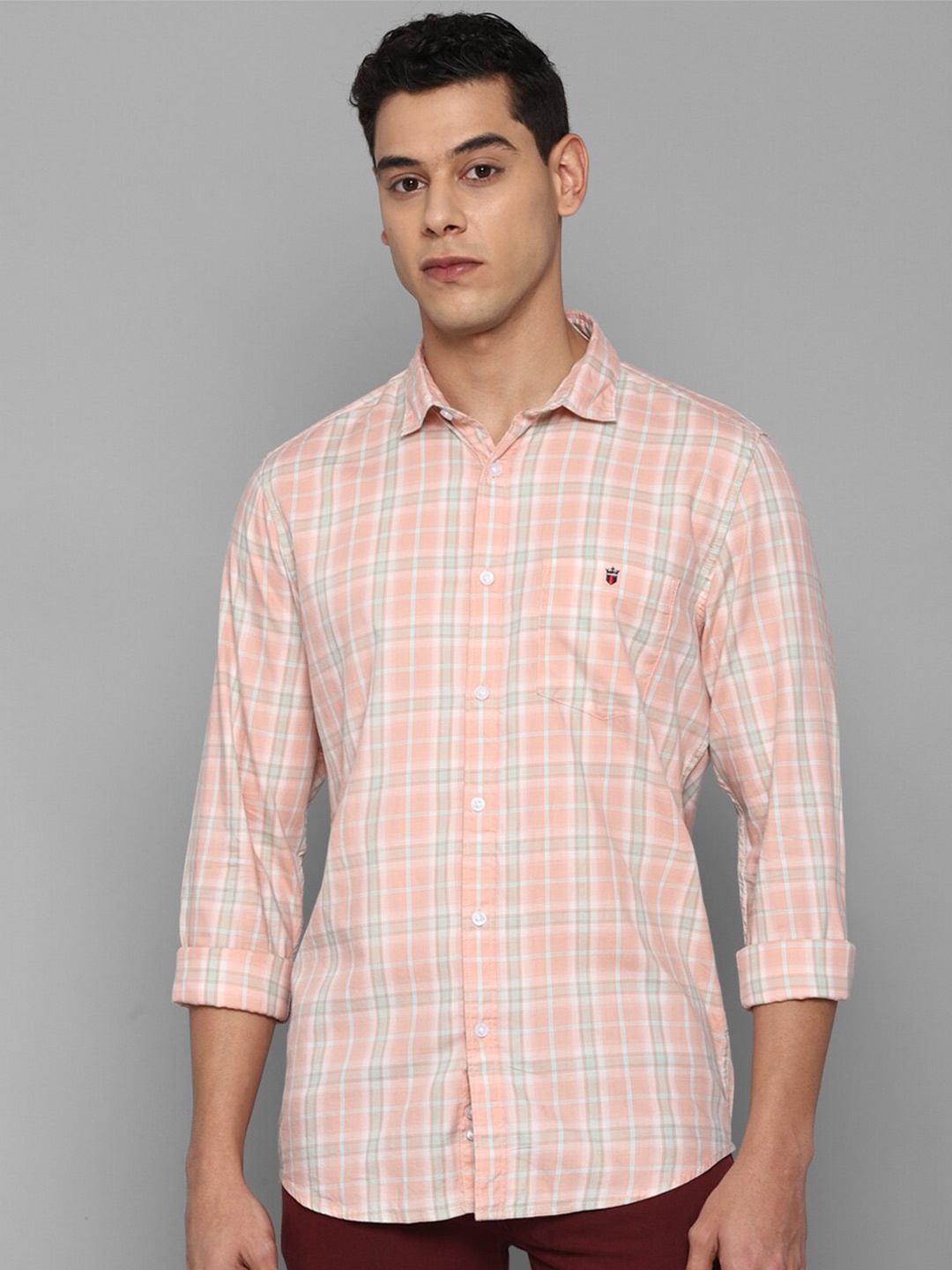 

Louis Philippe Jeans Men Peach-Coloured Slim Fit Tartan Checks Checked Casual Shirt