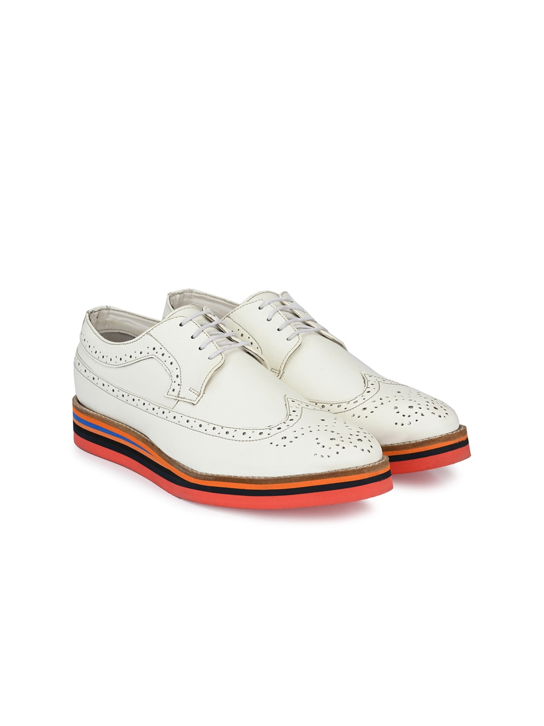 

KLEAT Men White Perforations Brogues