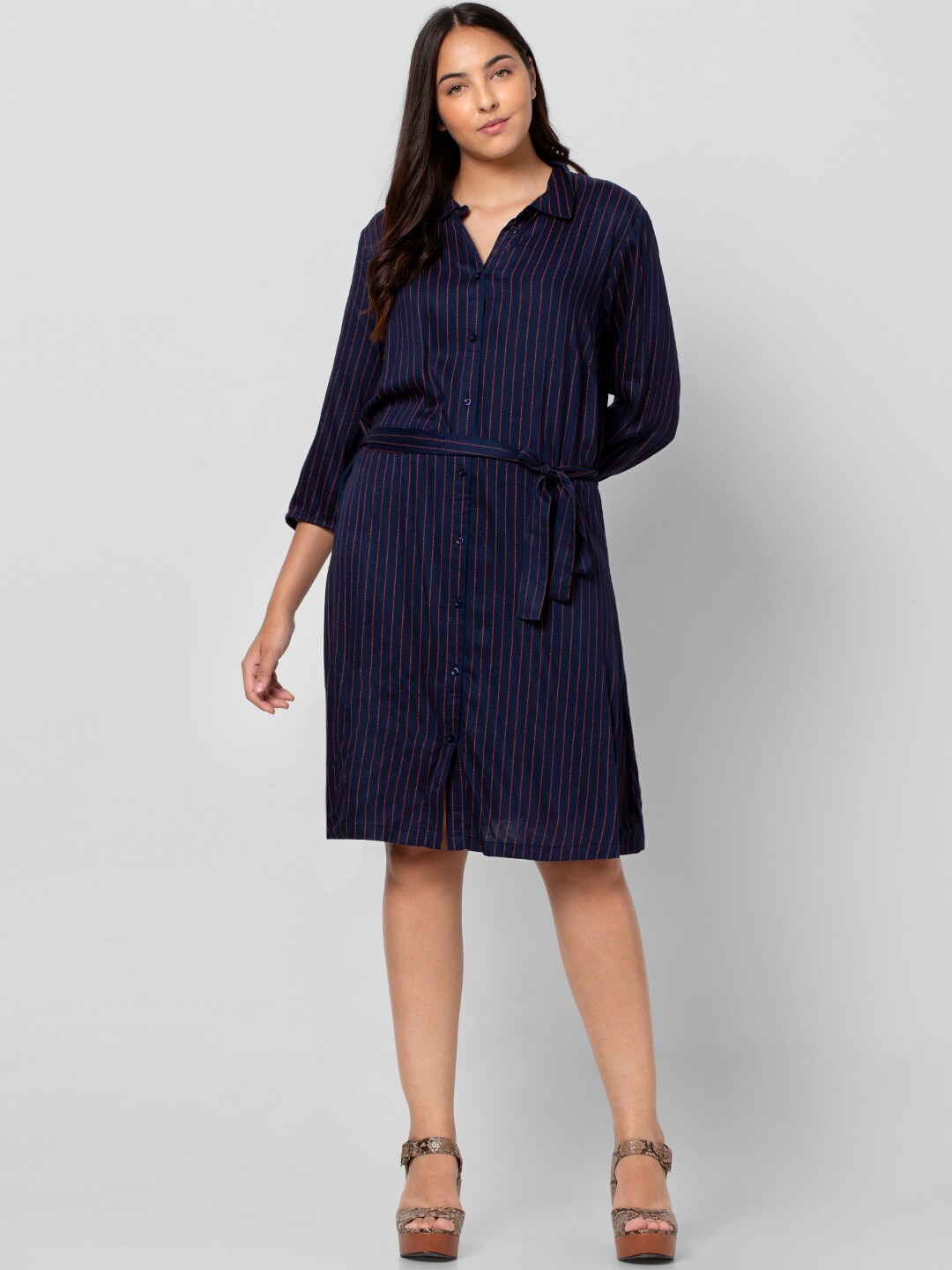 

VERO MODA CURVE Blue Shirt Dress