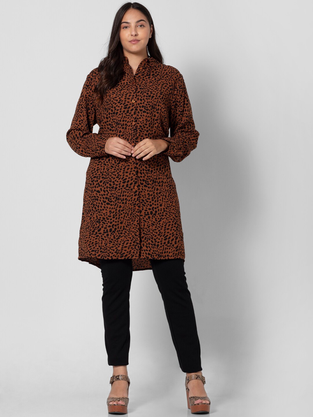 

VERO MODA CURVE Brown Animal Shirt Dress