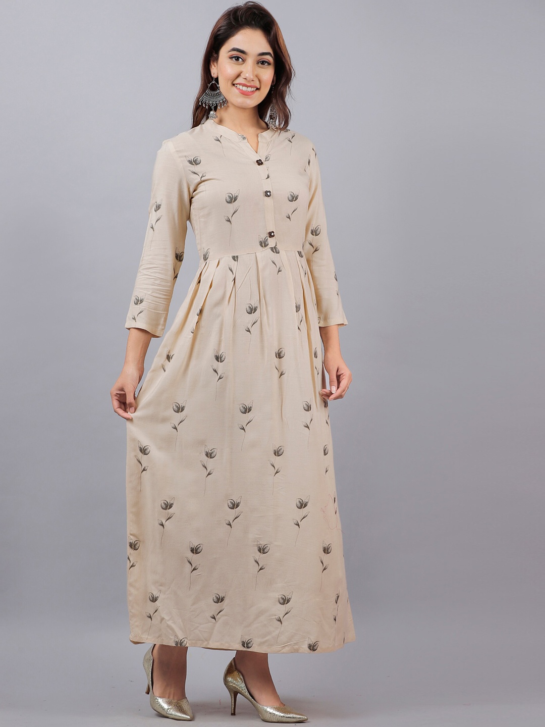 

DORIYA Women Beige Floral Printed Cold-Shoulder Sleeves Thread Work Floral Kurta