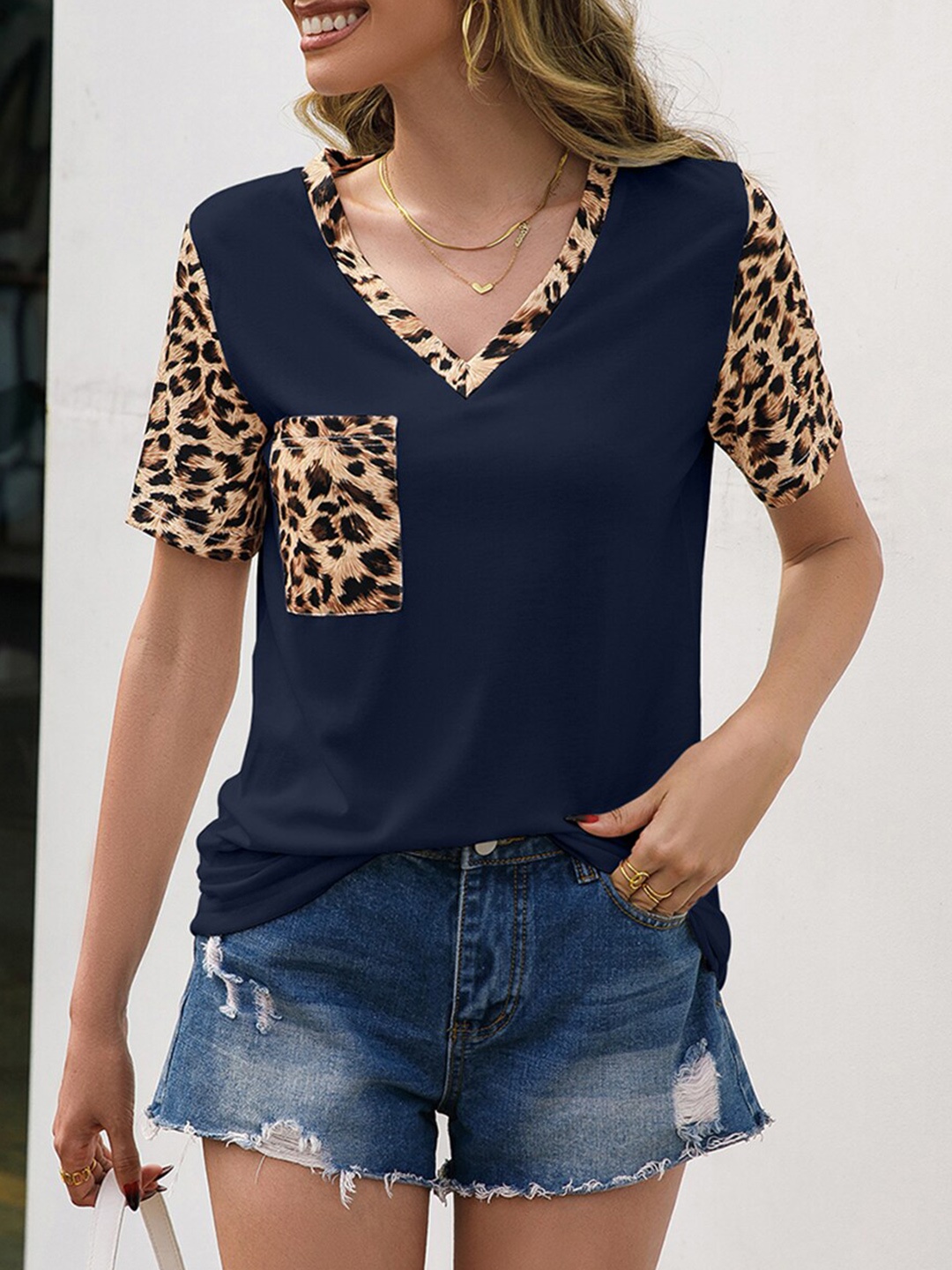 

URBANIC Women Navy Blue Camouflage Printed V-Neck Extended Sleeves T-shirt