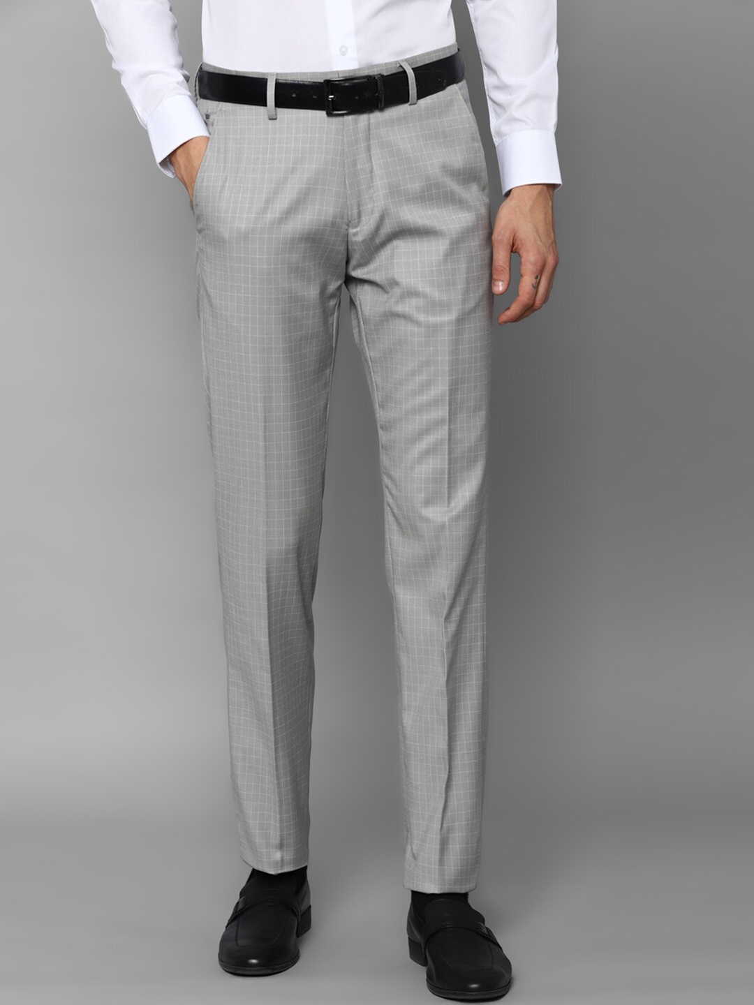 

Louis Philippe Men Grey Textured Trousers