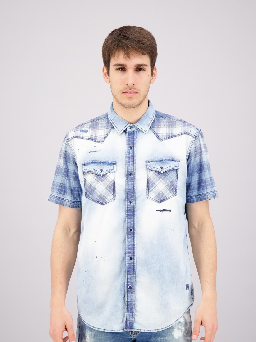 

FREESOUL Men Blue Slim Fit Faded Casual Shirt