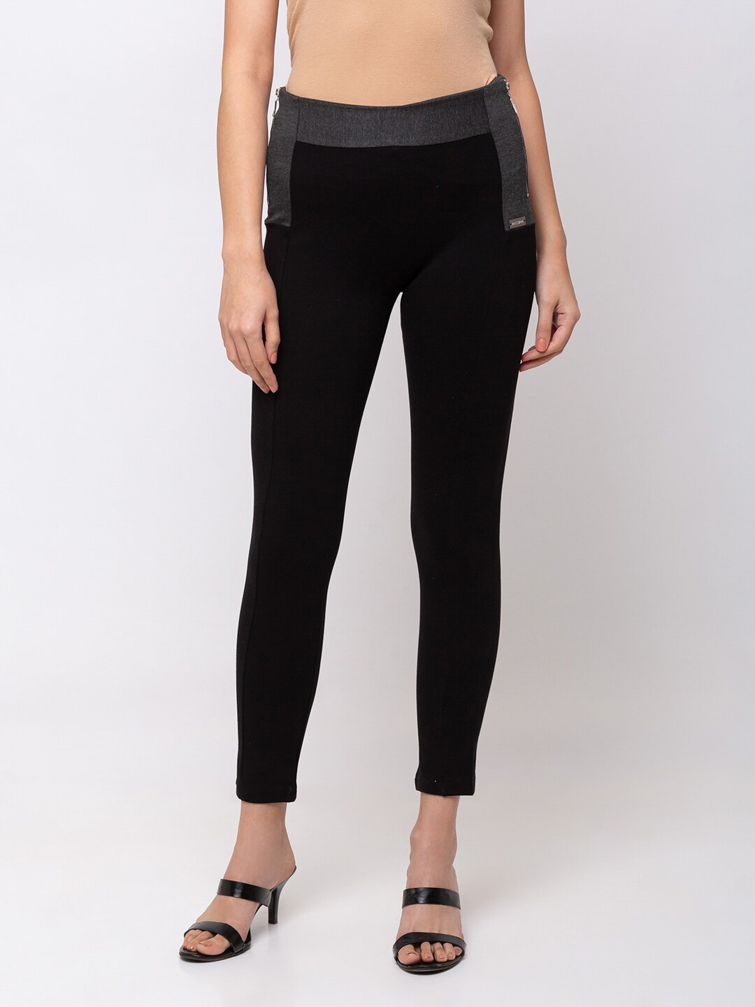 

SHECZZAR Women Black Solid Slim-Fit Jeggings