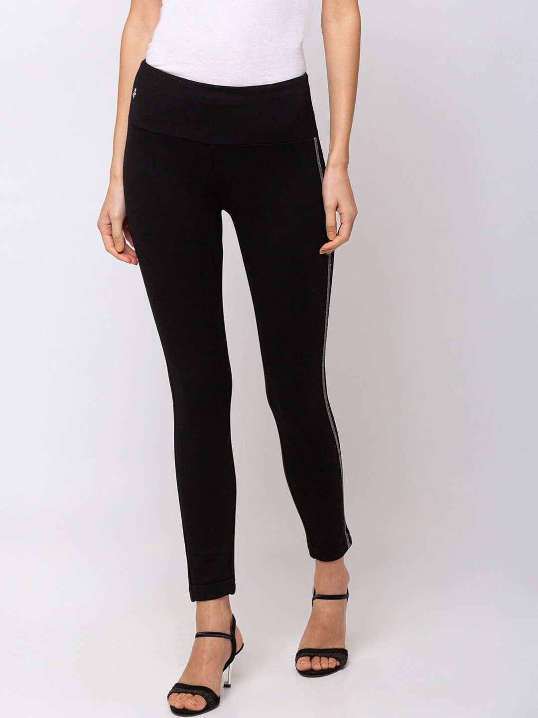 

SHECZZAR Women Black Solid Slim Fit Jeggings