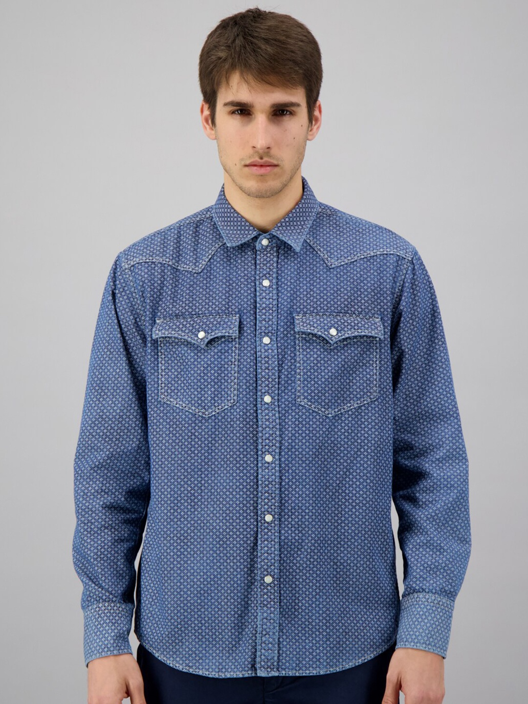 

FREESOUL Men Blue Slim Fit Printed Casual Shirt