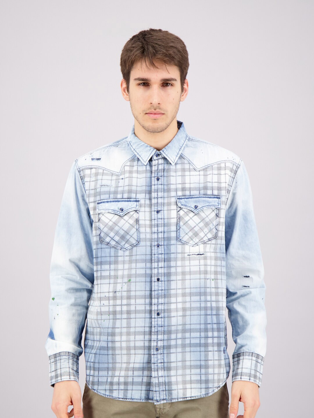 

FREESOUL Men Blue Slim Fit Tartan Checks Checked Casual Shirt