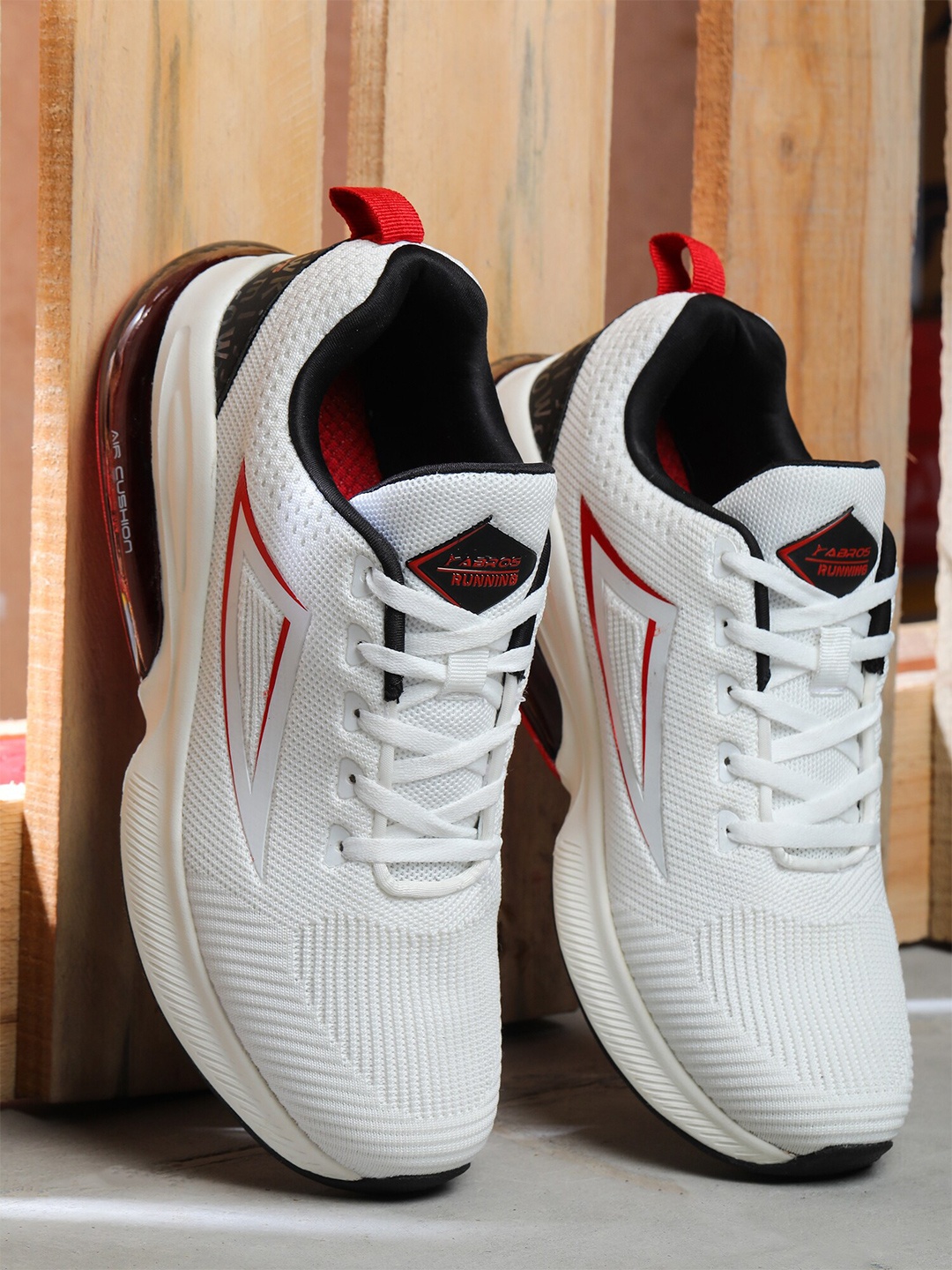

ABROS Men White Mesh Running Shoes