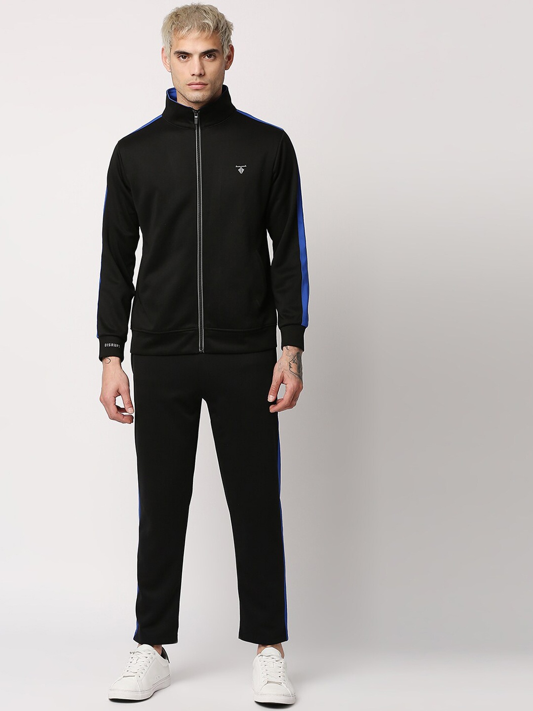 

Disrupt Men Black Solid Slim Pants with Jacket Co-ord Set