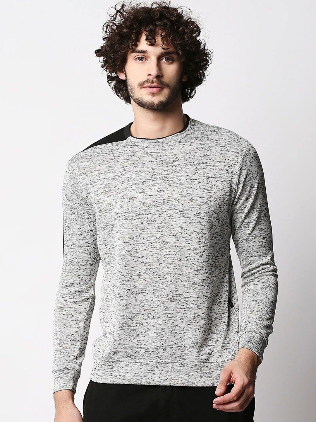 

Disrupt Men Grey Sweatshirt