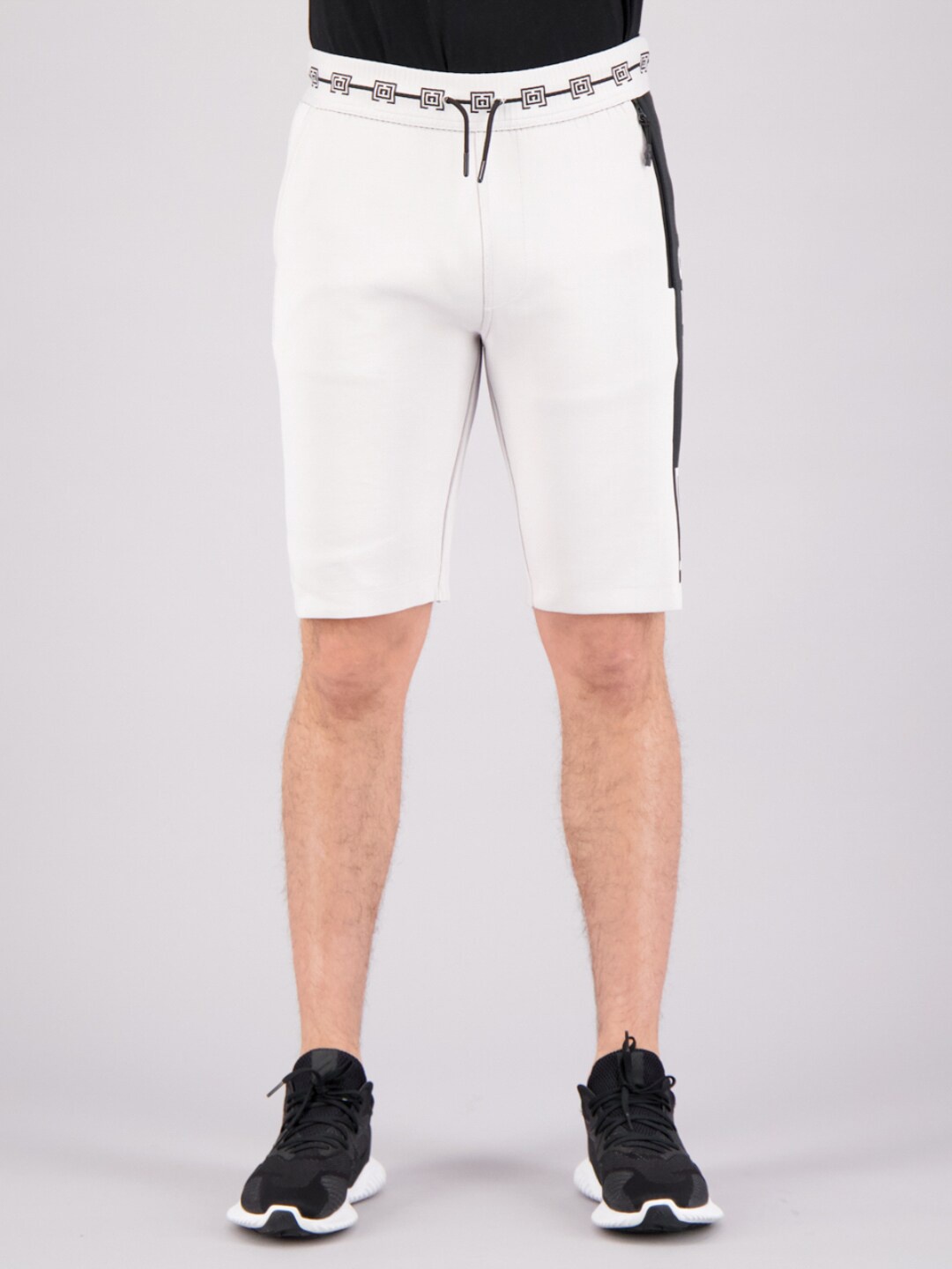 

FREESOUL Men Grey Lounge Shorts