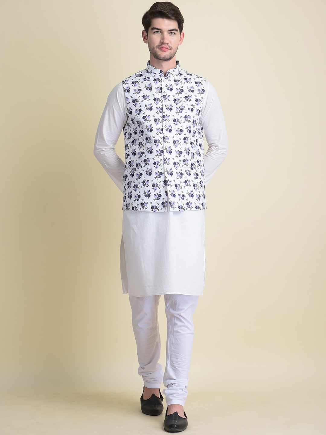 

NAMASKAR Men White Pure Cotton Kurta with Churidar