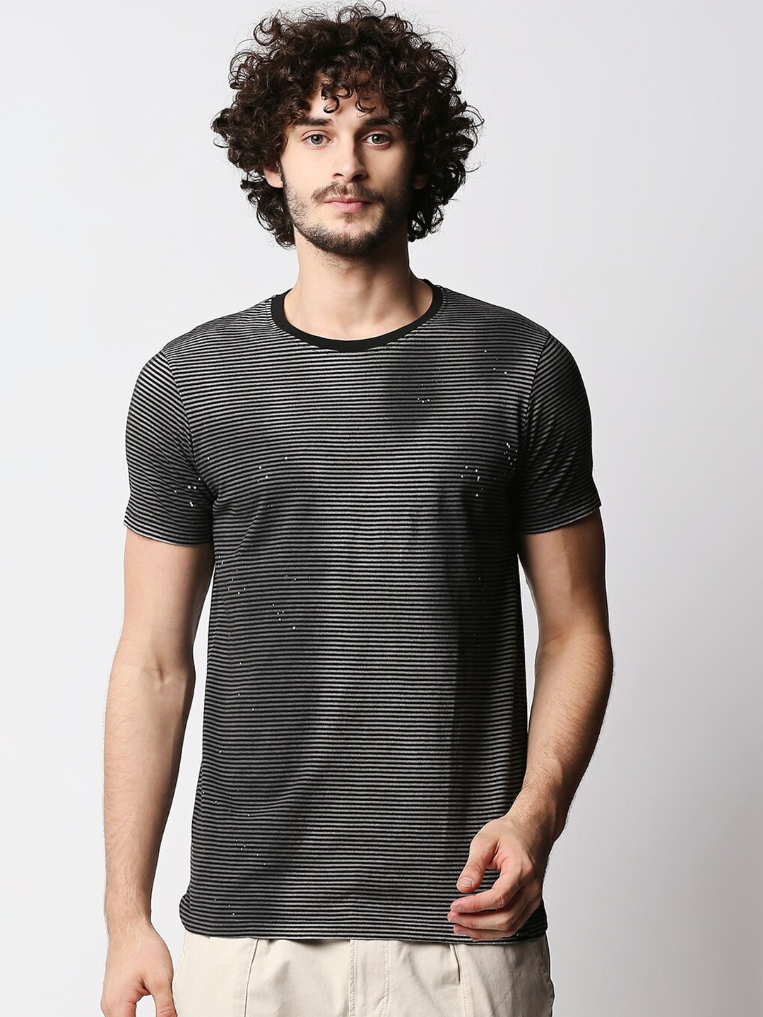 

Disrupt Men Grey Raw Edge T-shirt