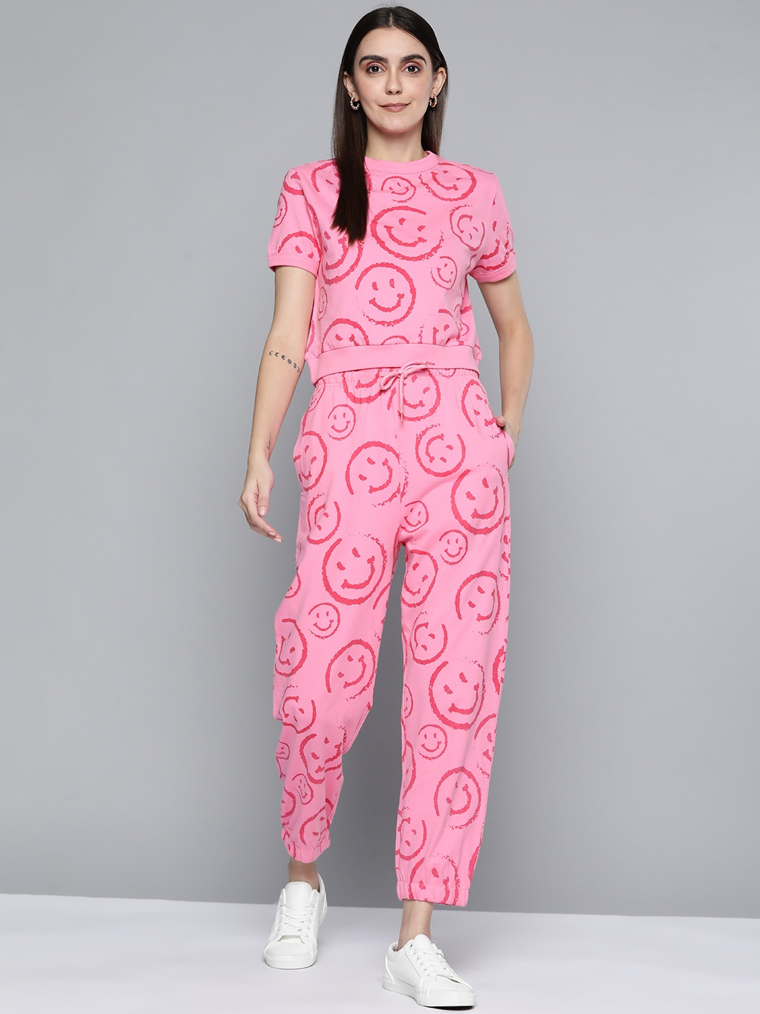 

VividArtsy Women Pink Printed Pure Cotton T-shirt with Joggers