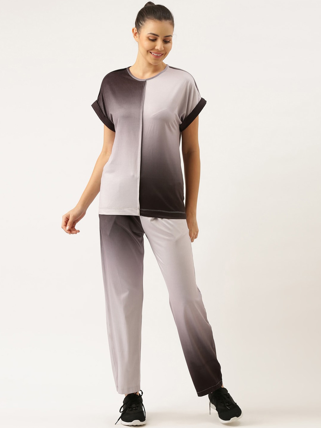 

Bannos Swagger Women Black Colourblocked Night suit