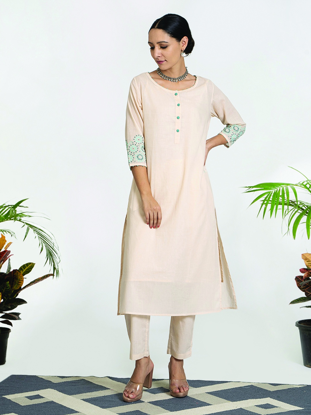 

AKISO Women Beige Pure Cotton Kurta with Trousers & With Dupatta