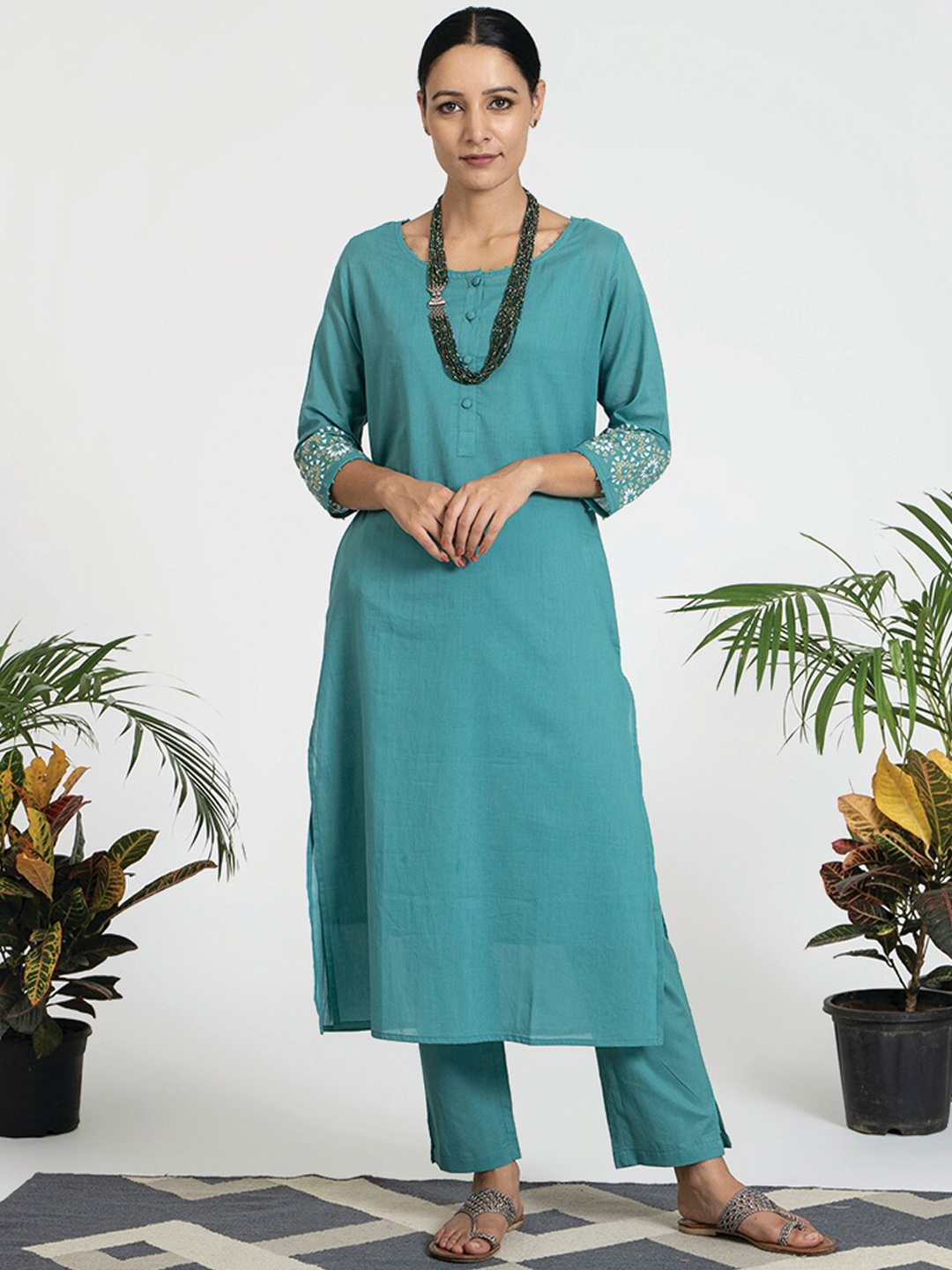 

AKISO Women Blue Pure Cotton Kurta with Trousers