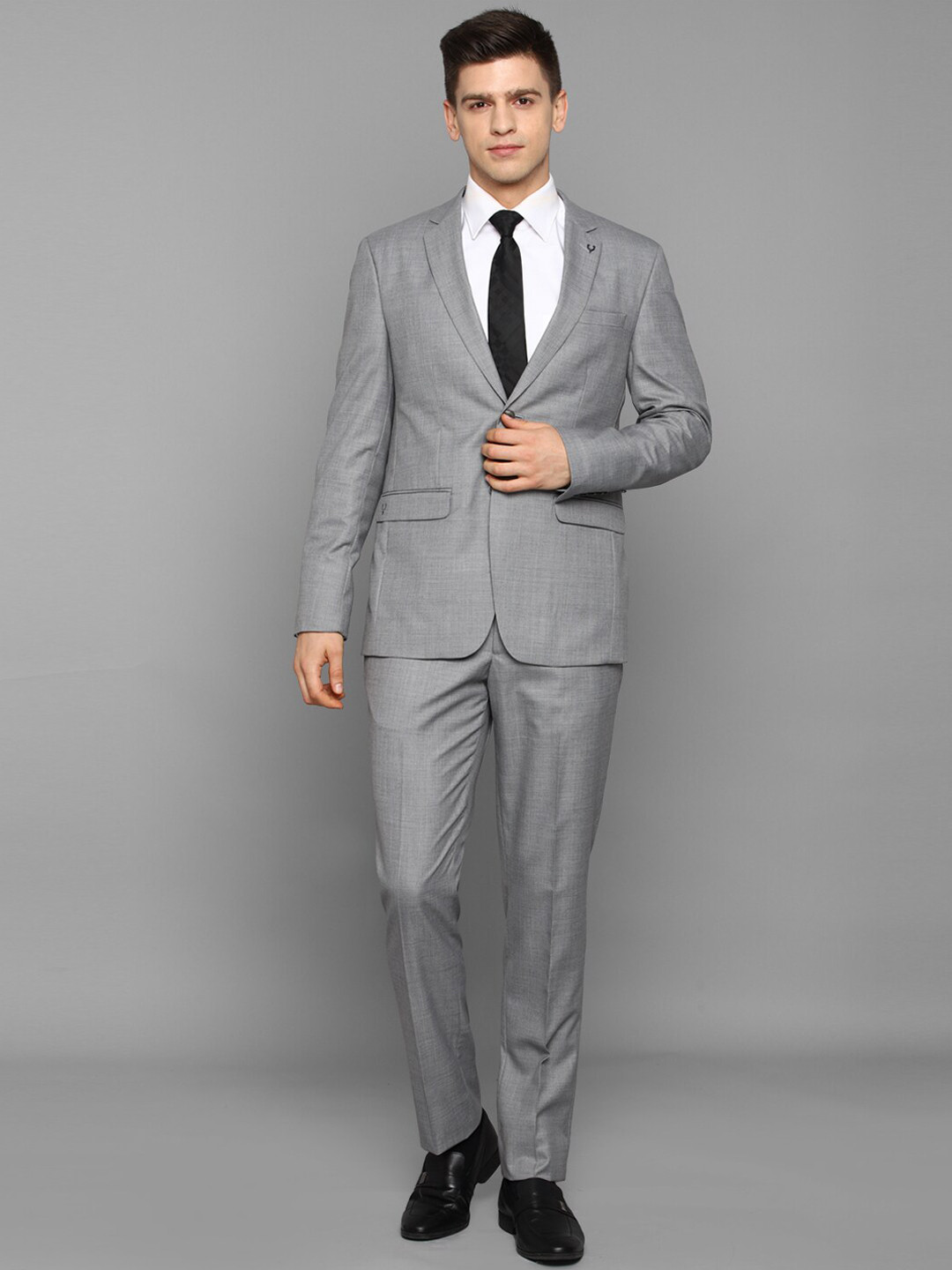 

Allen Solly Men Grey Solid Slim-Fit Single-Breasted Two-Piece Formal Suit