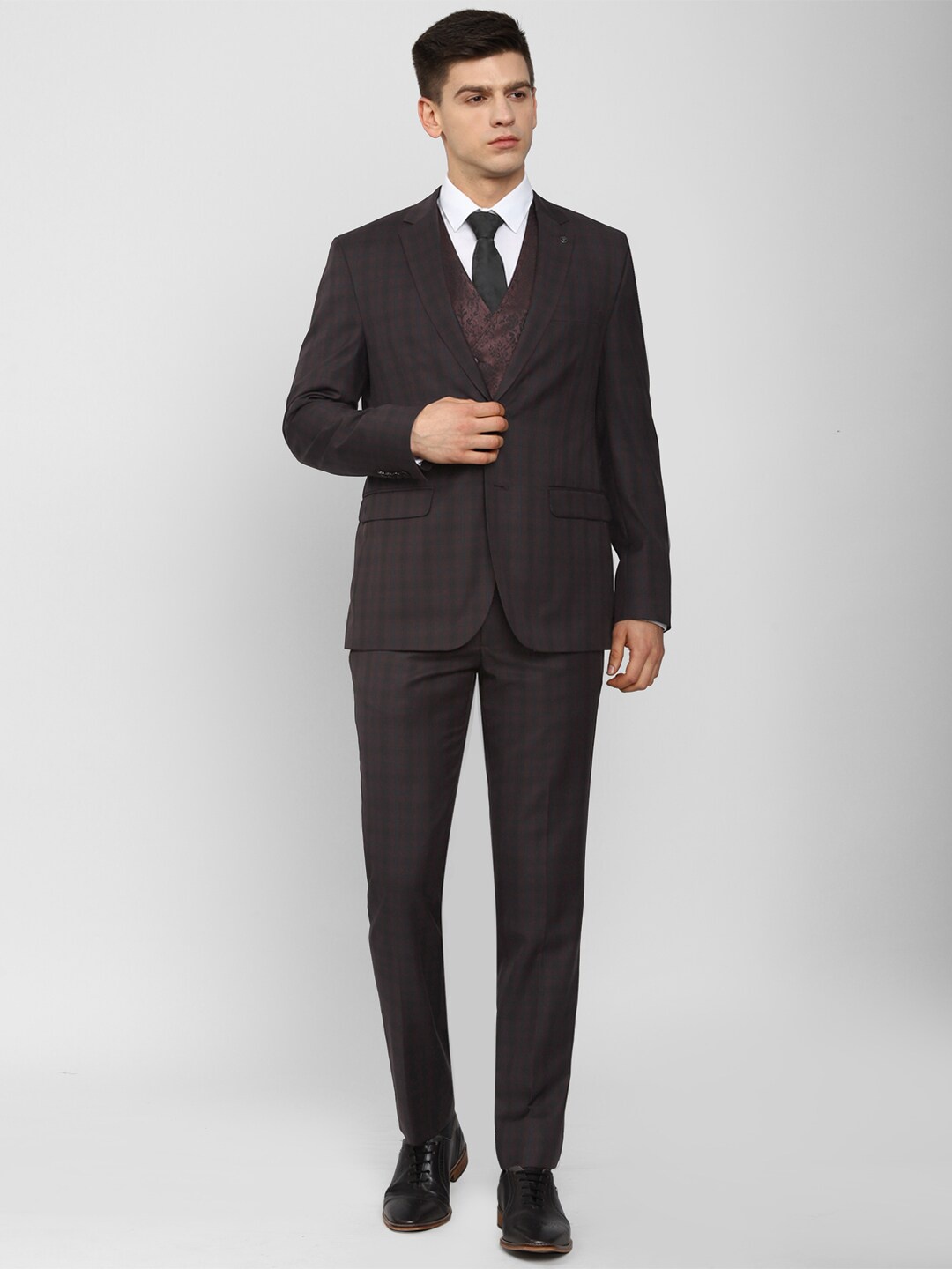 

Van Heusen Men Maroon Checked Slim-Fit Single-Breasted Four-Piece Formal Suit