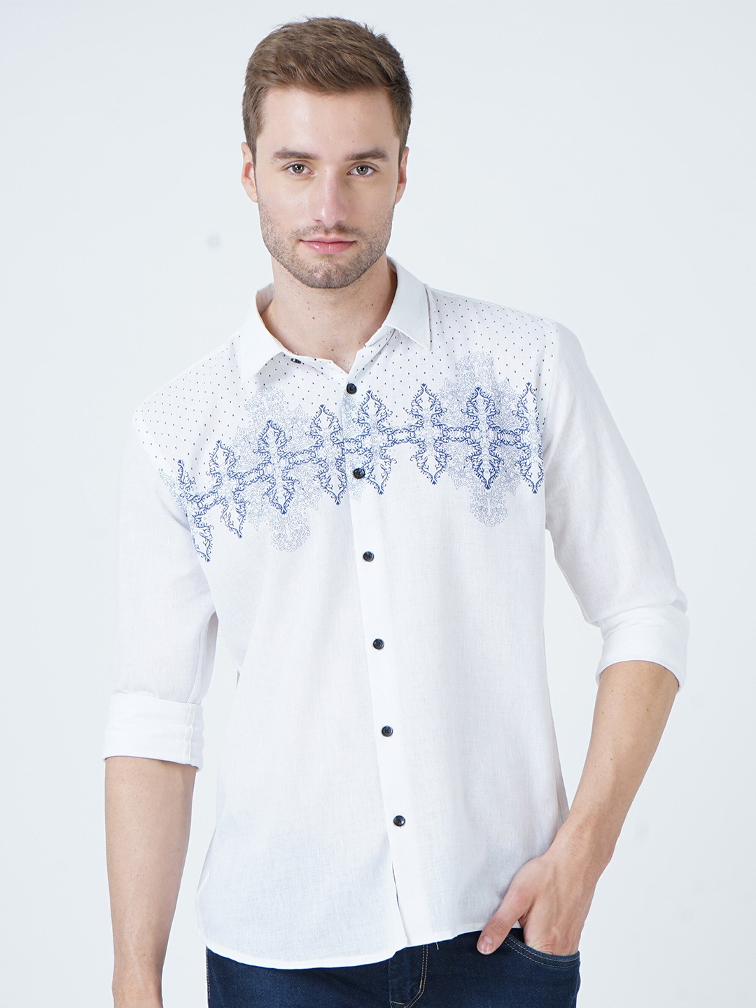 

SORATIA Men White Slim Fit Printed longsleeve Casual Shirt