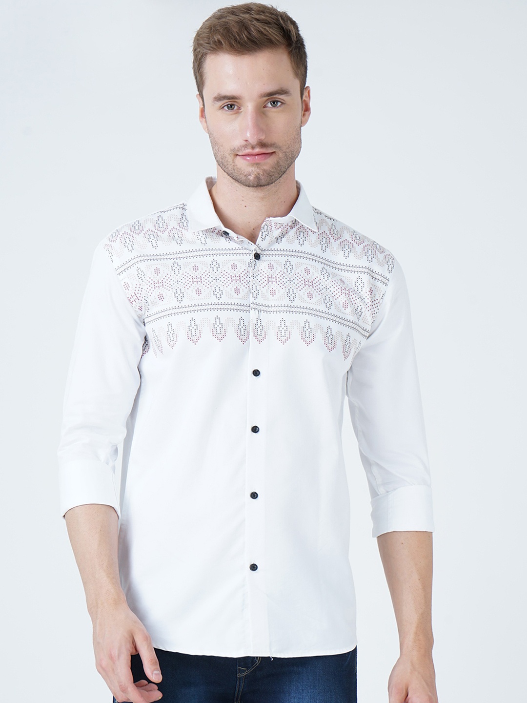 

SORATIA Men White Slim Fit Printed Casual Shirt