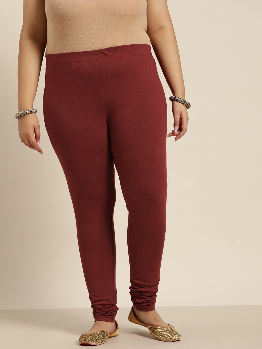 

Sztori Women Plus Size Maroon Solid Churidar Leggings