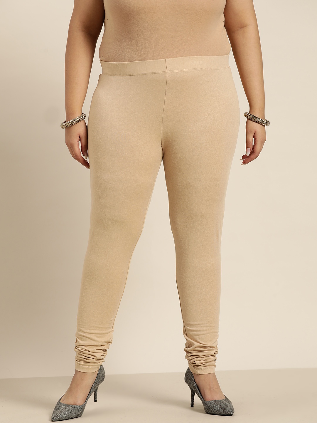 

Sztori Women Plus Size Beige Solid Churidar Leggings