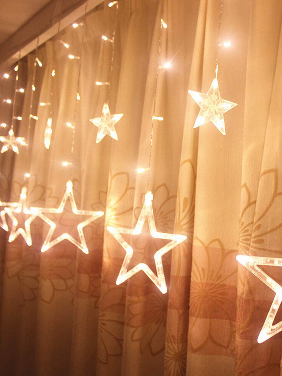 

TIED RIBBONS Gold-Toned Star Curtain Led String Light