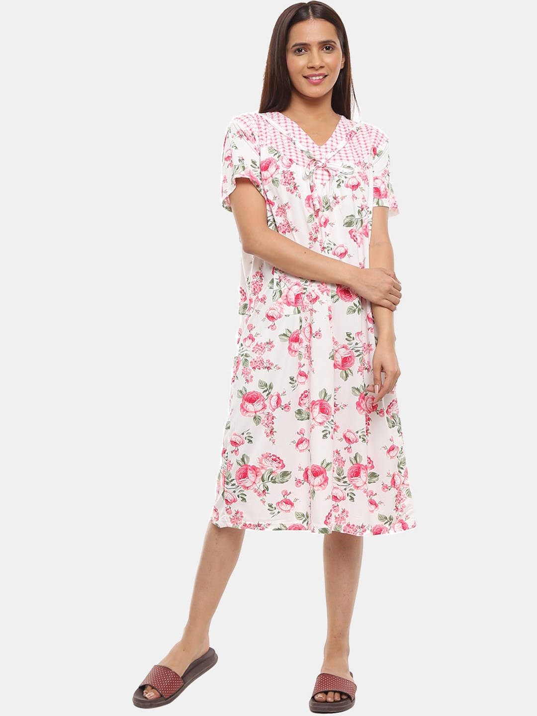 

V-Mart Women White & Pink Floral Printed Night dress