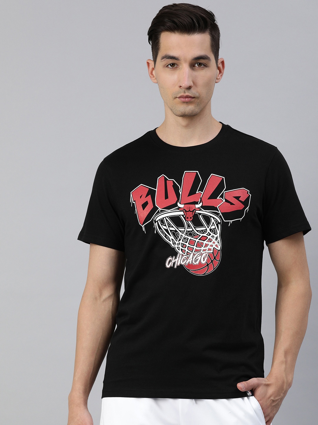 

NBA Men Black Chicago Bulls Typeface Drip Printed Basketball T-shirt