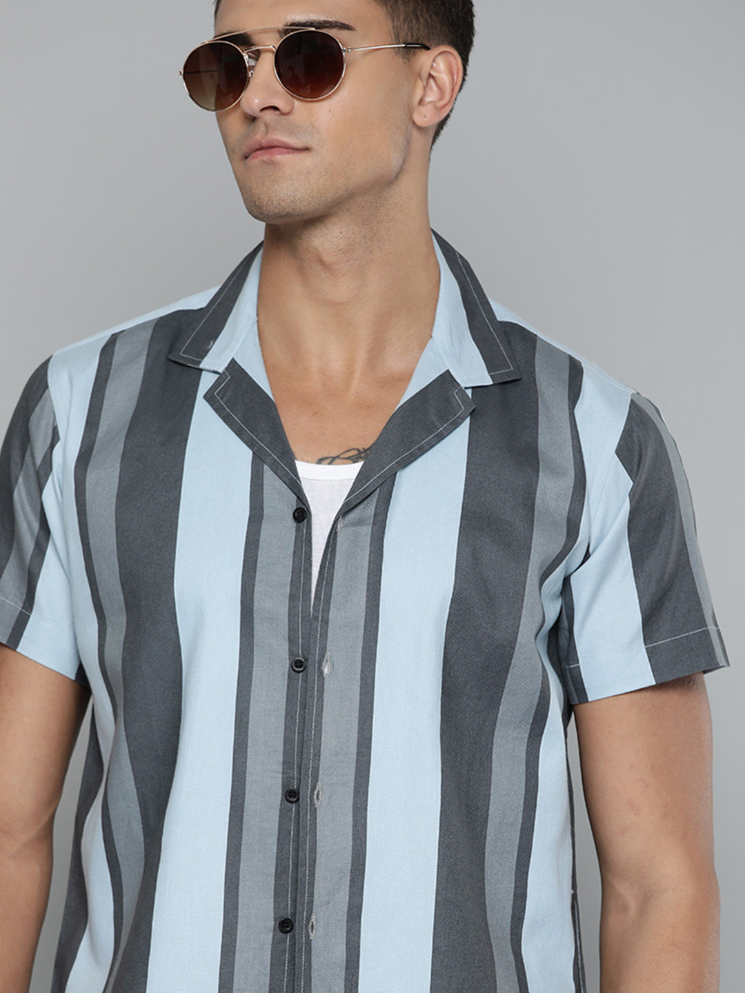 

DENNISON Men Blue Smart Slim Fit Striped Cotton Casual Shirt