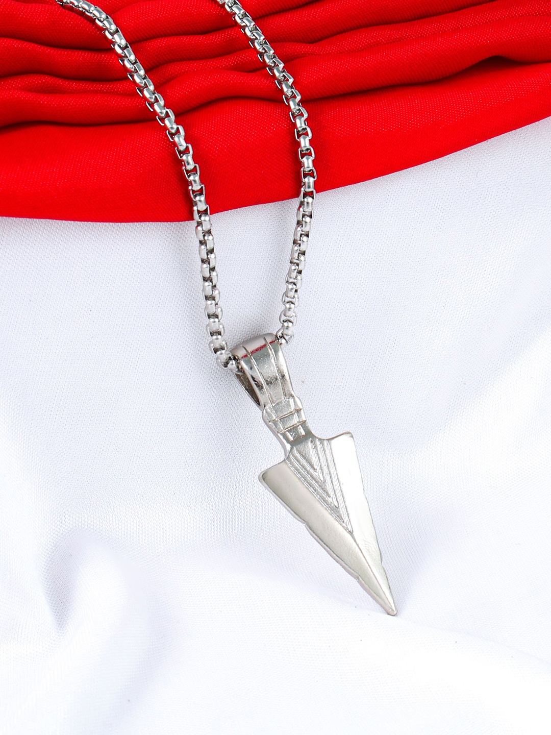 

Fashion Frill Men Silver-Toned Silver-Plated Necklace